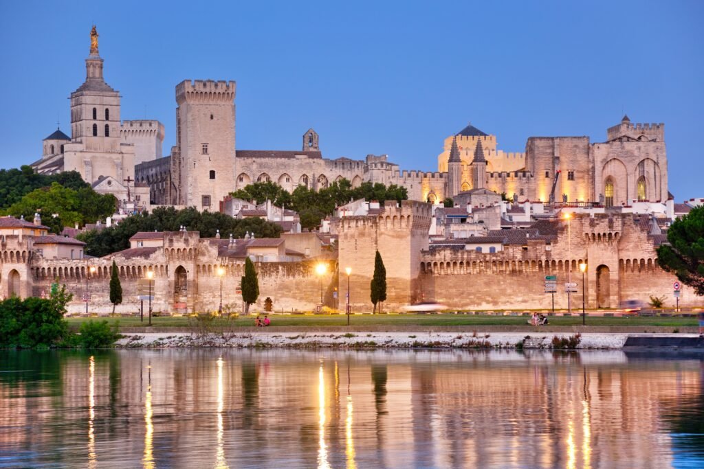 Avignon la cité des papes